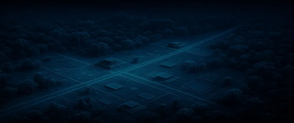 Vista LIDAR nocturna de una antigua ciudad amazónica con calzadas y pirámides
